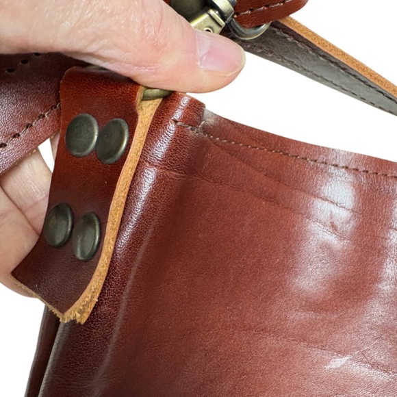 bag large leather crossbody unlined detachable strap handmade snap close - Picture 7 of 11